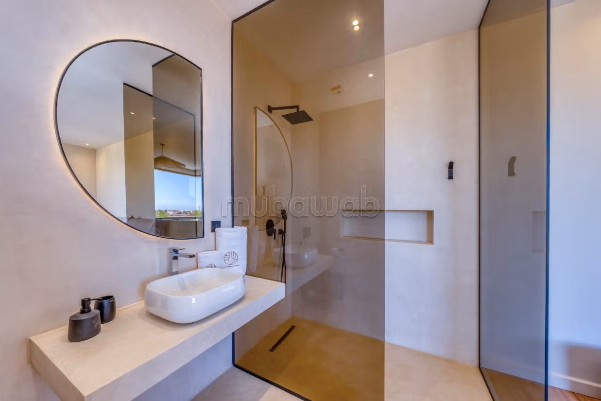 Villa nuova con 4 suite