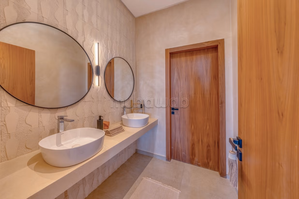 Villa nuova con 4 suite