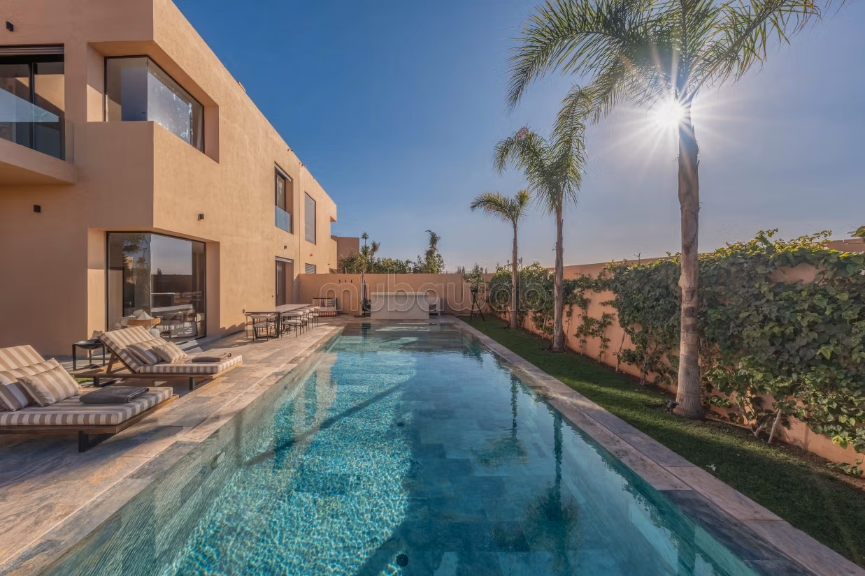 Villa nuova con 4 suite