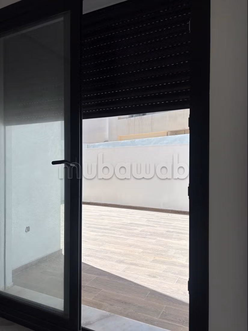 Piso en venta en Iberie. Area 111 m². Parking y terraza