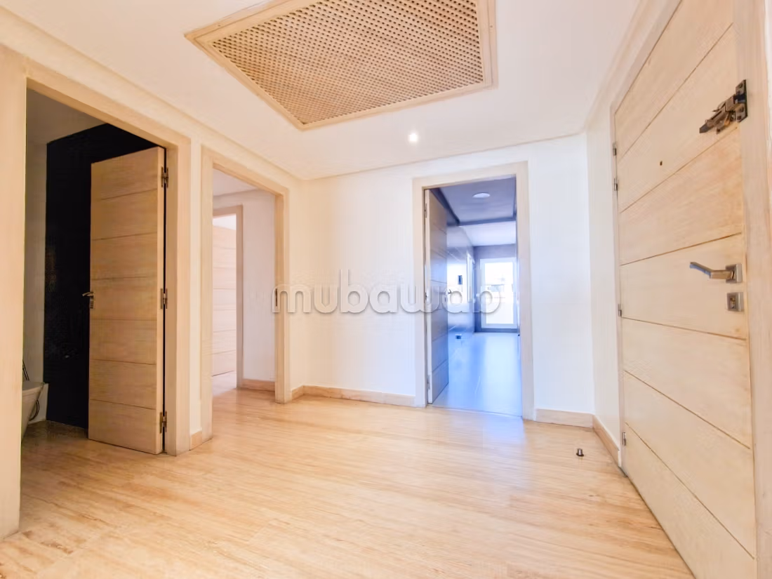 Maarif Extension 3 empty sunny bedrooms