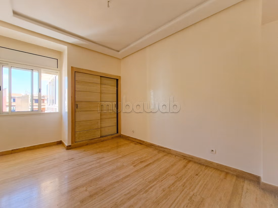 Maarif Extension 3 empty sunny bedrooms