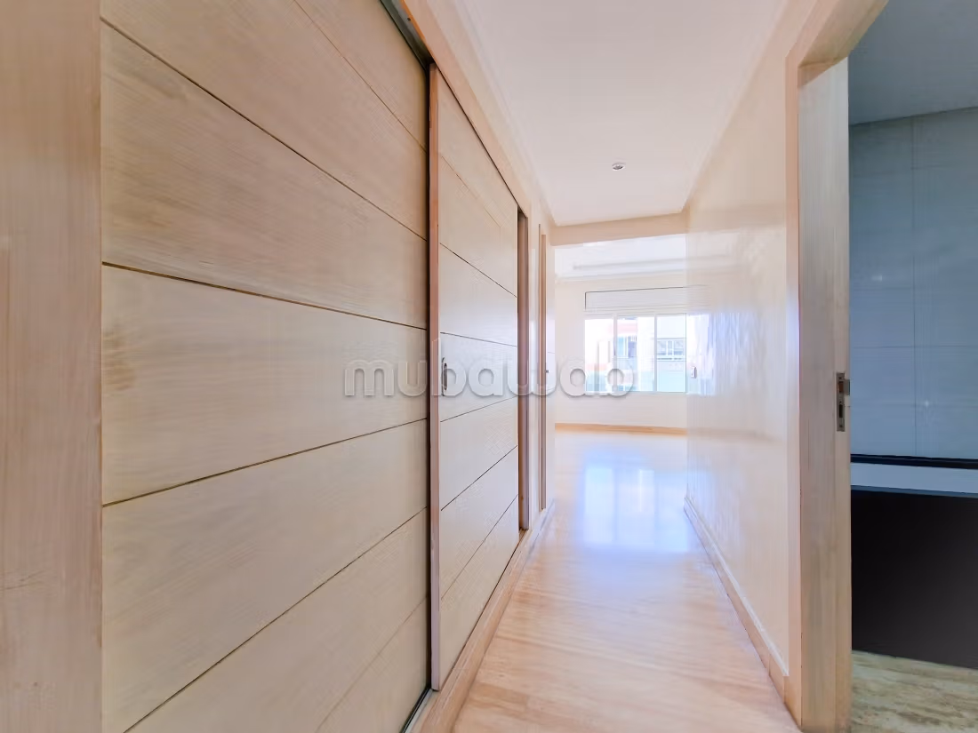 Maarif Extension 3 empty sunny bedrooms