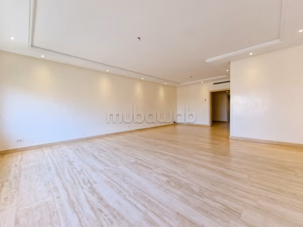 Estensione Maarif 3 camere vuote soleggiate