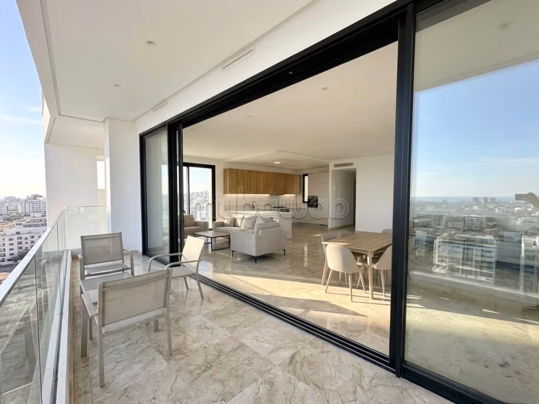 Cfc magnifique studio 80m2