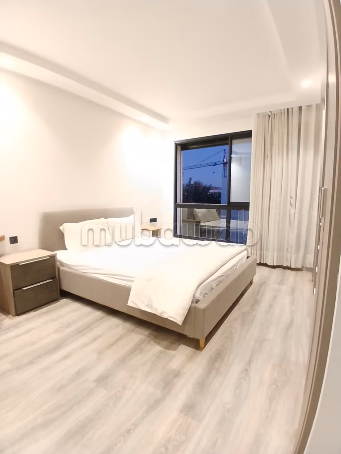 Studio Meublé Pour Location longue durée quartier Riviera proche Bd Ghandi