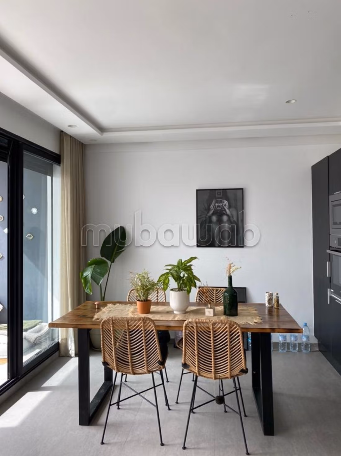 Studio Meublé Pour Location longue durée quartier Riviera proche Bd Ghandi