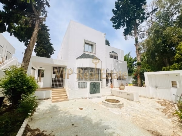 For rent S5 villa with garden in the heart of Marsa
