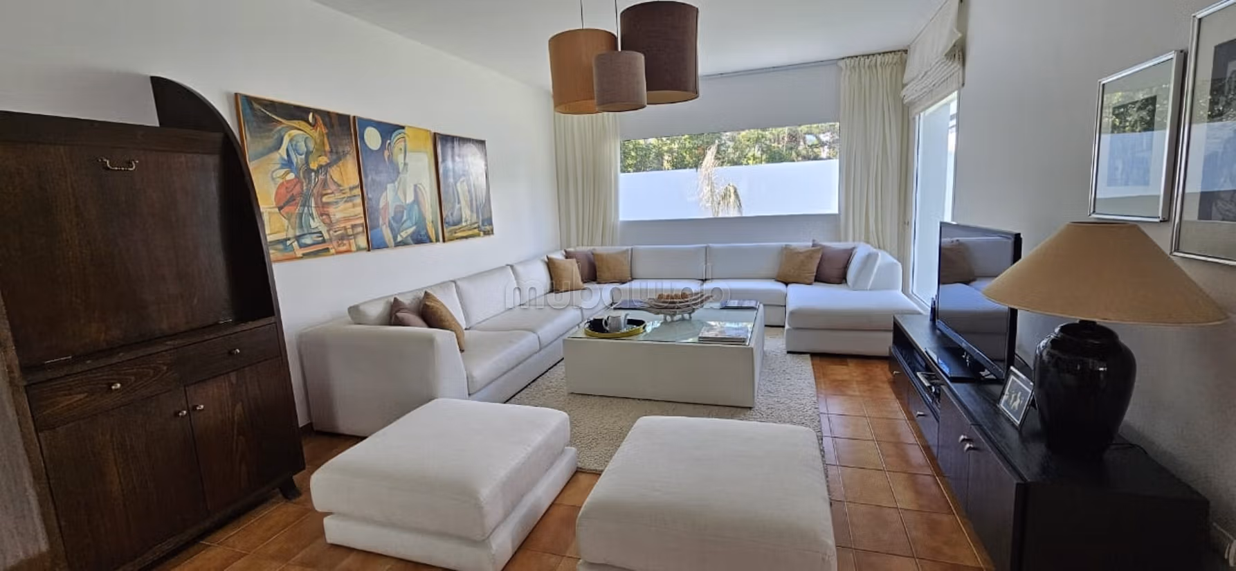 Villa's en luxe woningen kopen. 3 Slaapkamers. Gemeubileerd