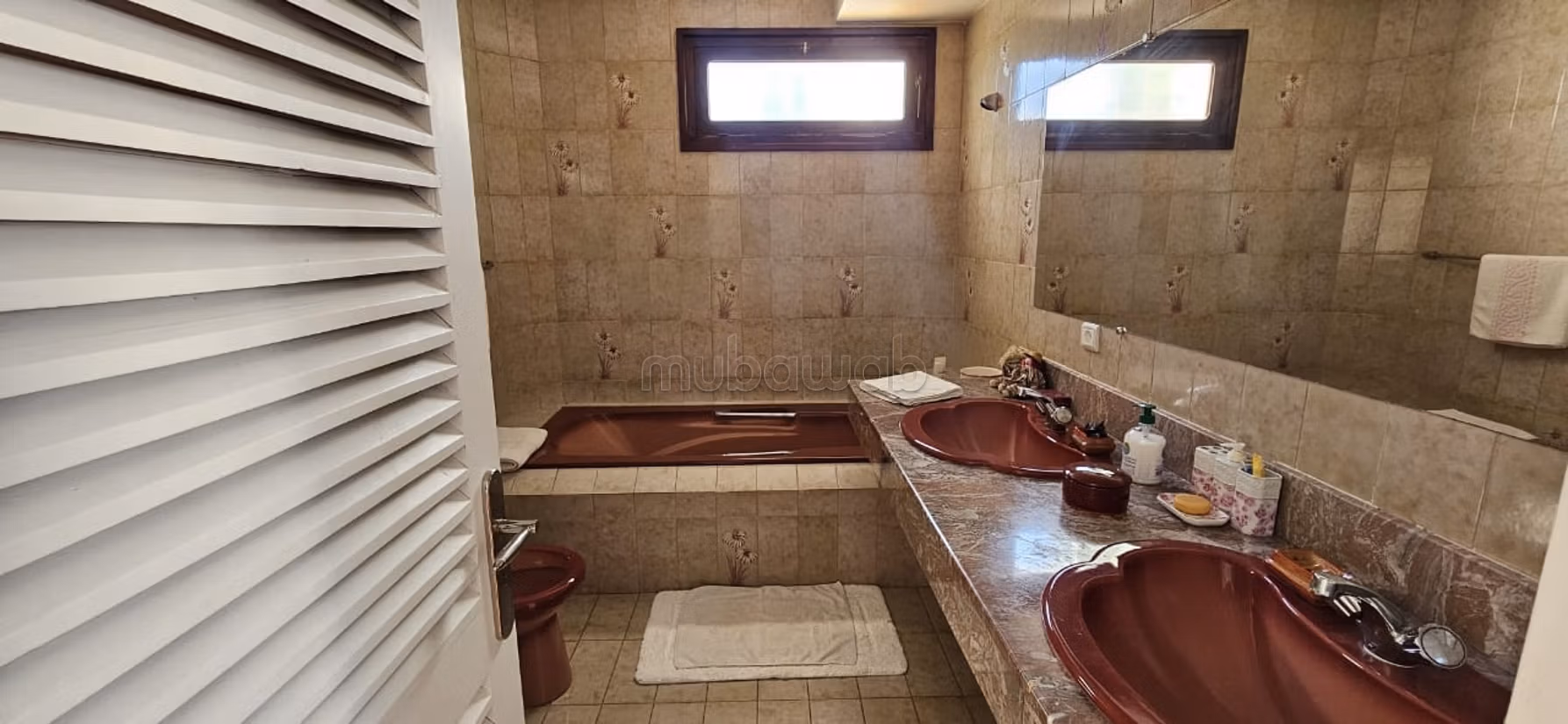 Villa's en luxe woningen kopen. 3 Slaapkamers. Gemeubileerd
