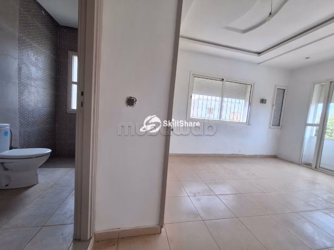 Villa avec piscine sur terrain 1000 m²