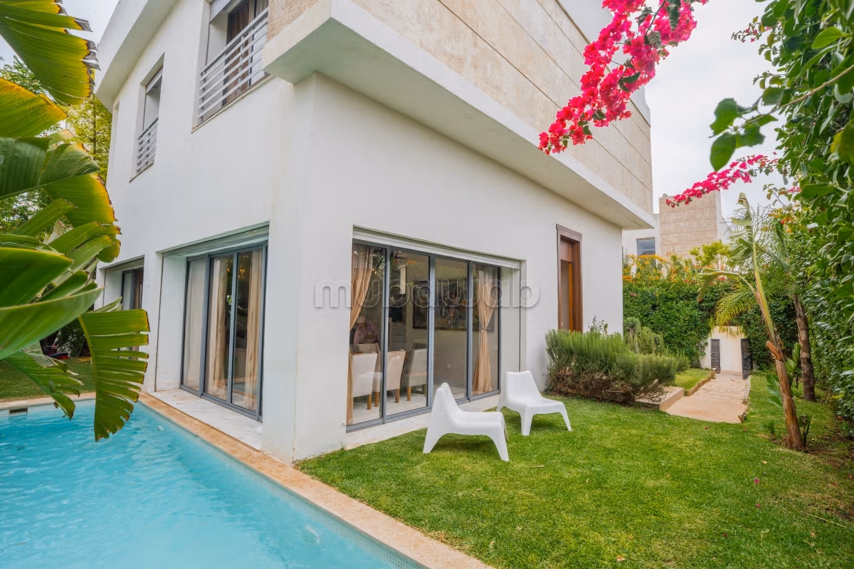 Luxe villa aan het einde van de strook op Dar Bouazza