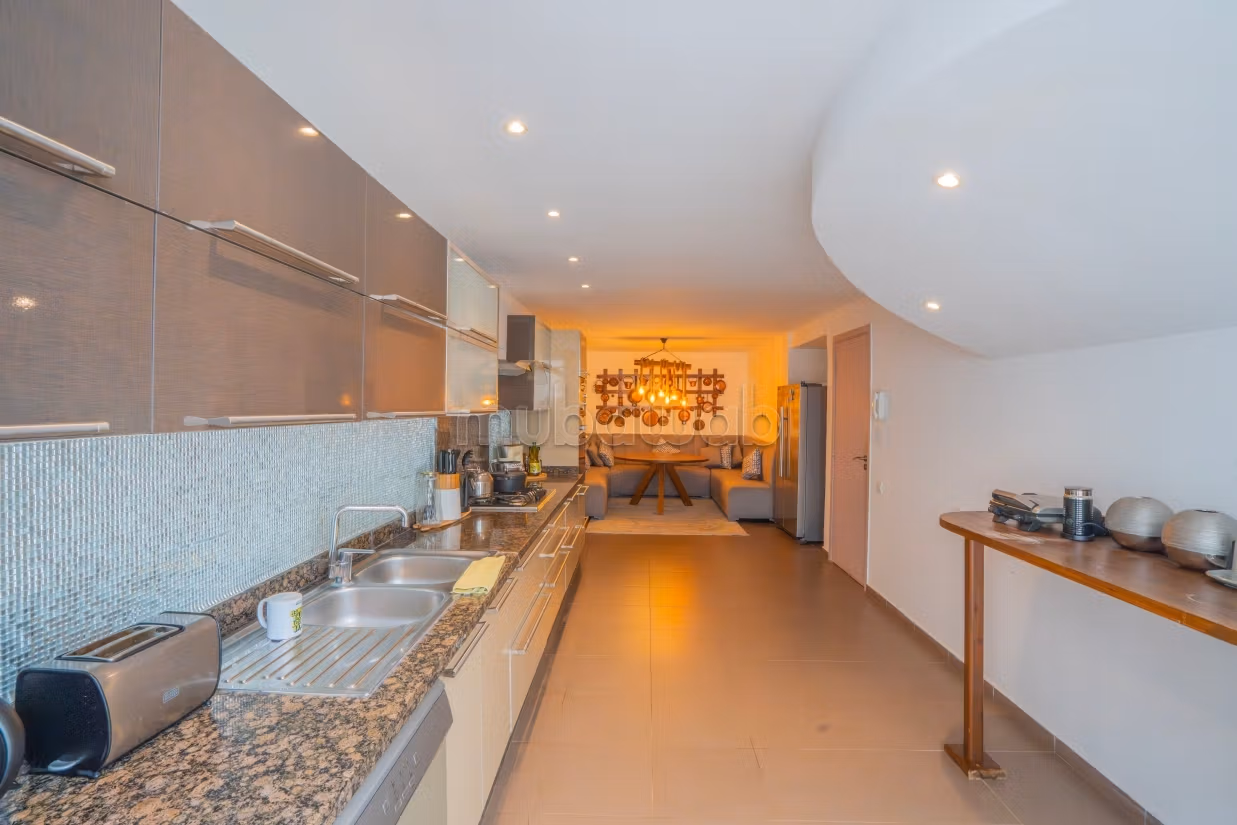 Luxe villa aan het einde van de strook op Dar Bouazza