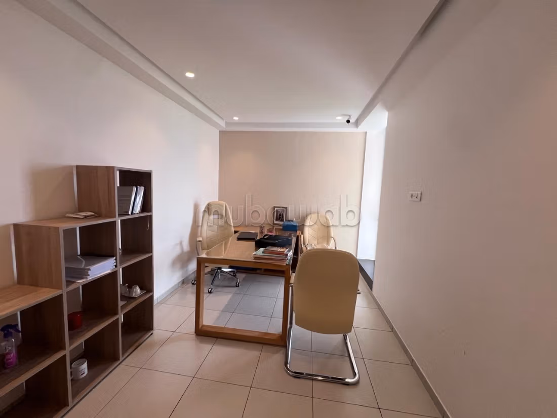 Beau bureau