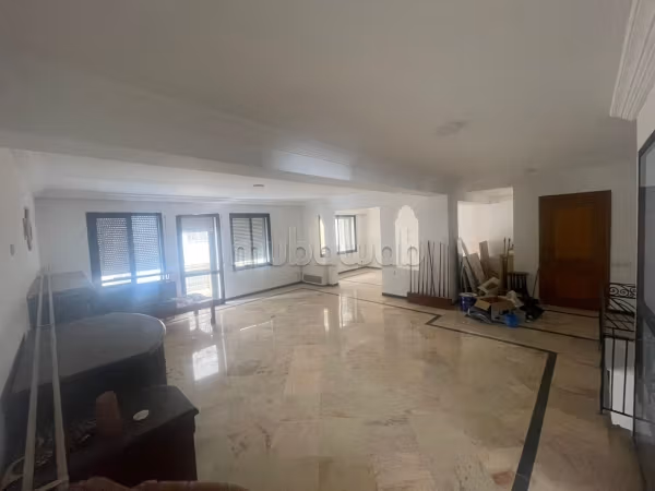 Location de bureaux à Racine.
Superficie 102 m²