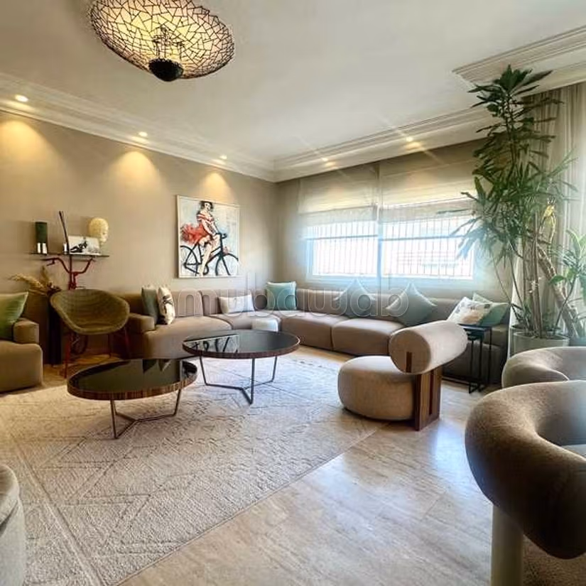 Appartement à Vendre de 227.0 m² à Casablanca, Triangle D'Or