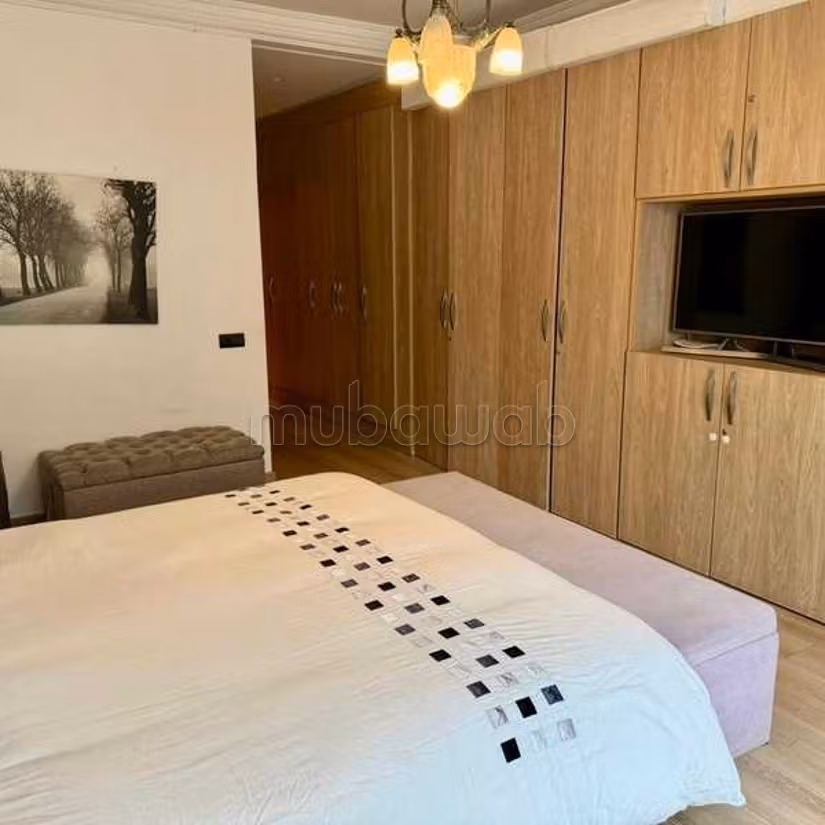 Appartement à Vendre de 227.0 m² à Casablanca, Triangle D'Or — 4