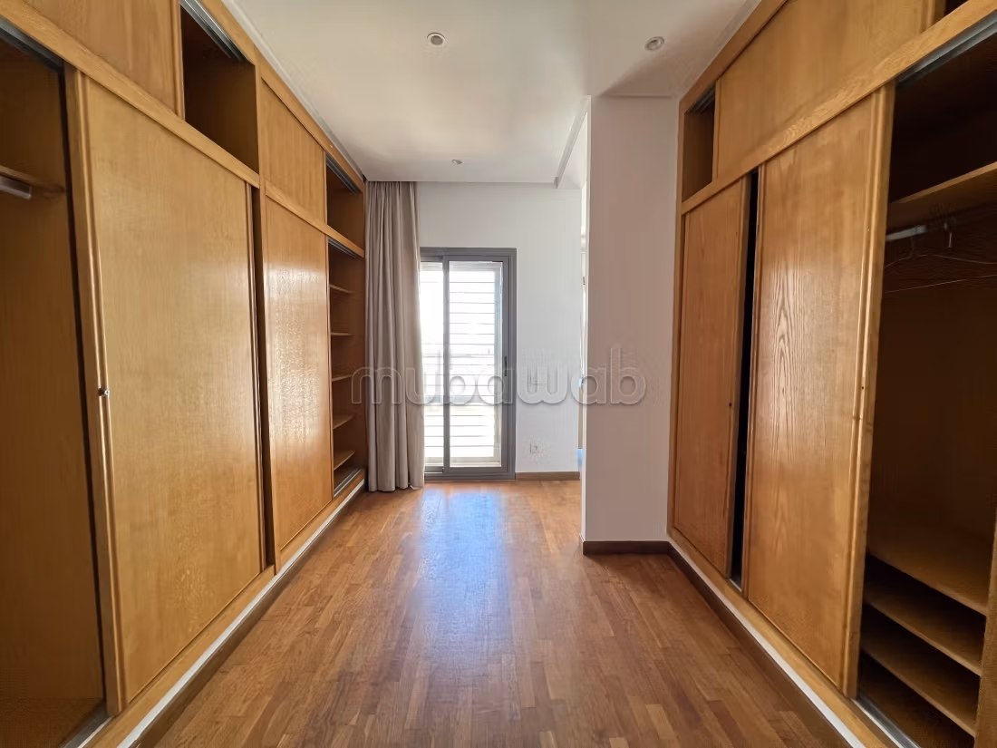 Stunning furnished villa for rent in Dar Bouazza. 3 beautiful bedrooms