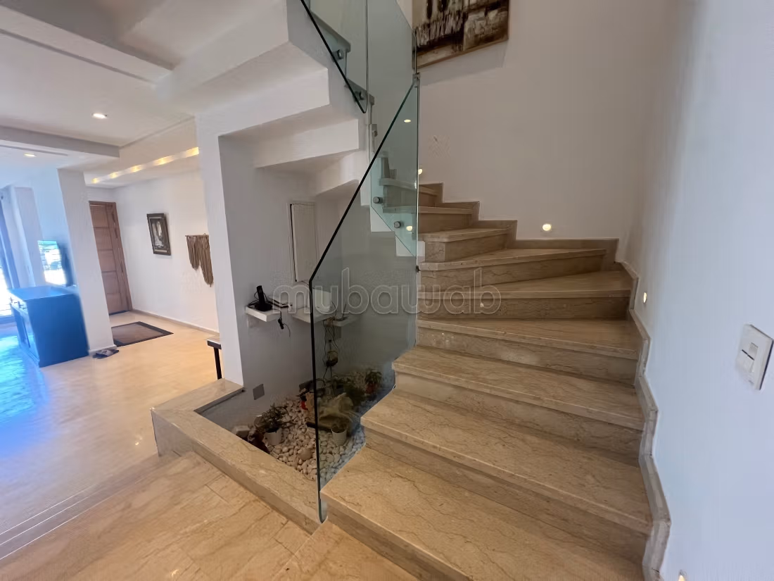 Stunning furnished villa for rent in Dar Bouazza. 3 beautiful bedrooms