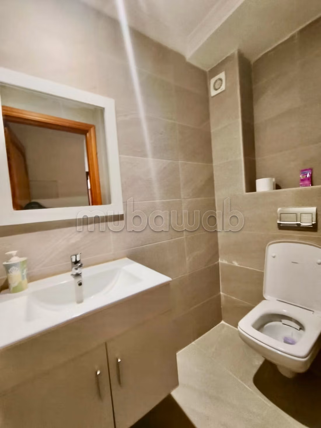Apartment for rent in Guéliz. Large area 106 m². Cellar