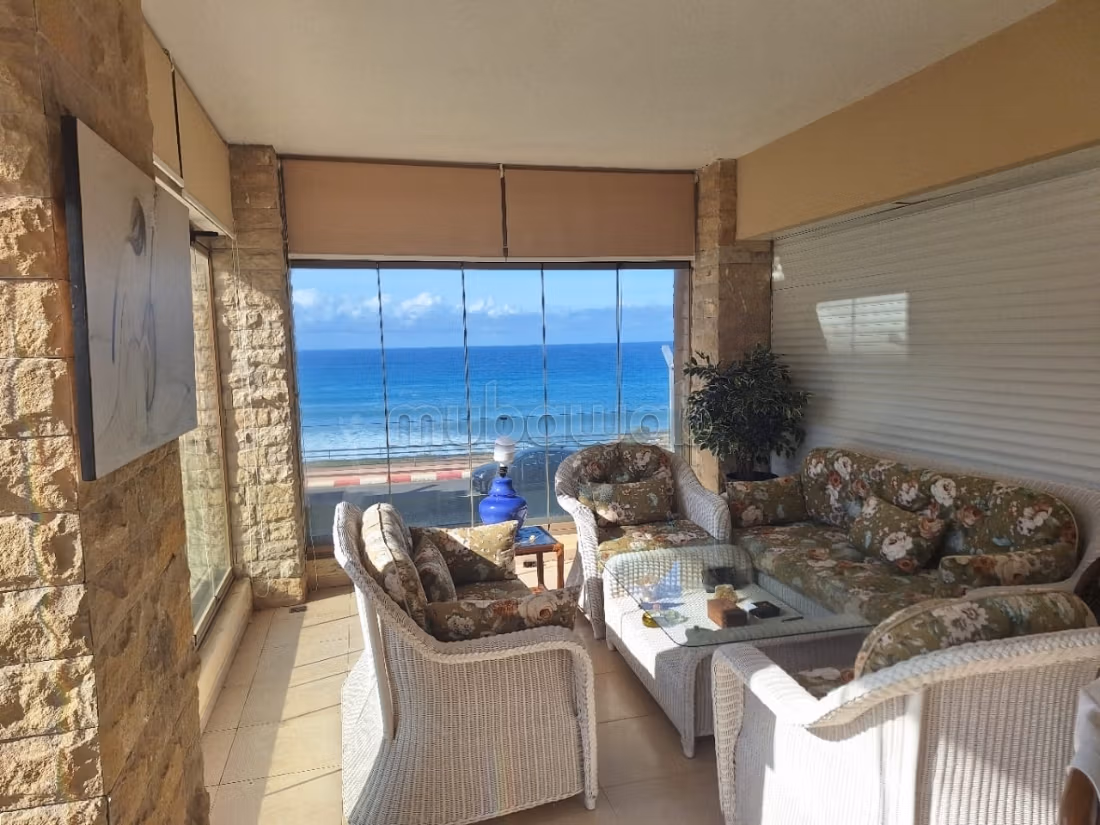 Un magnifique apt vue mer à vendre