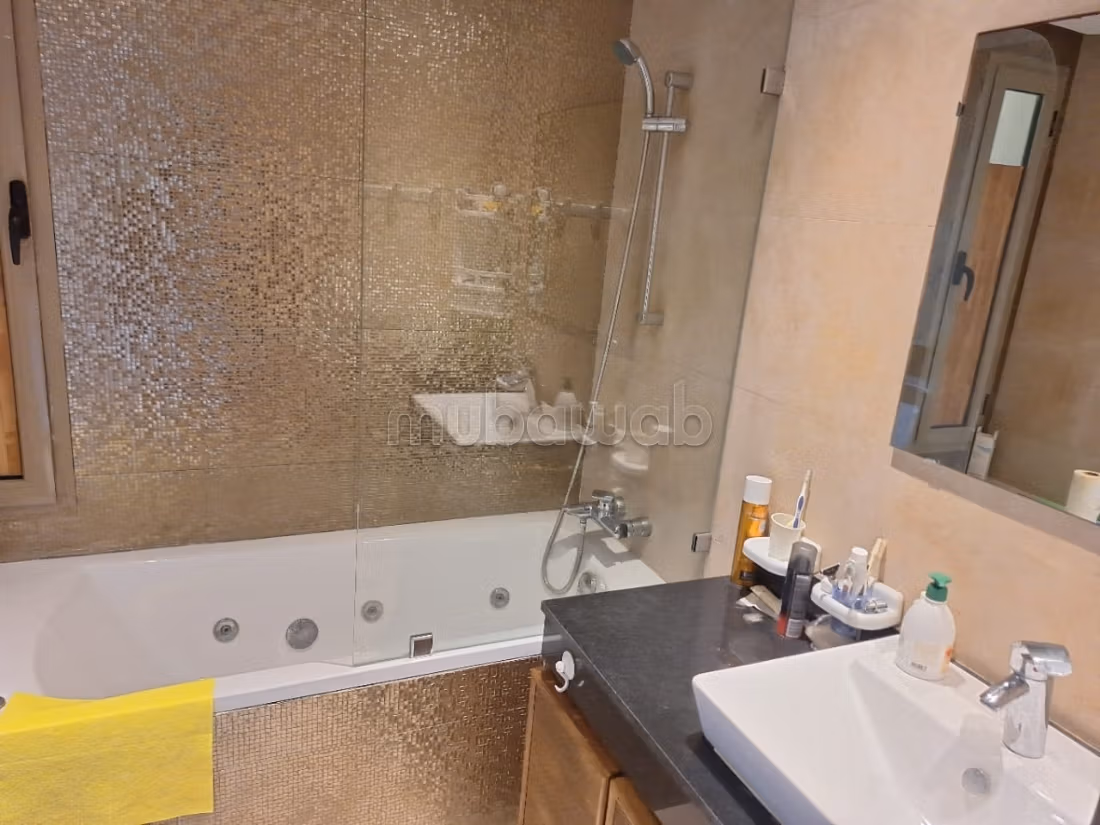 Un magnifique apt vue mer à vendre