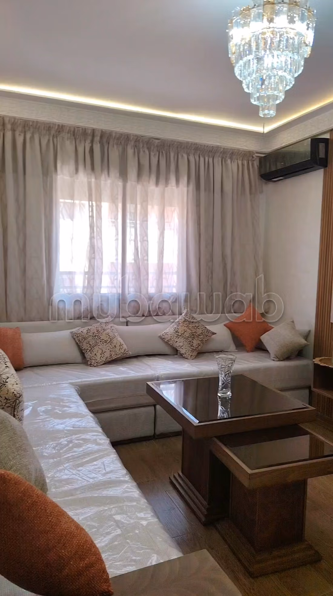 Appartement bien meublé moderne 2 chambres en résidence sécurisée avec ascenseur et parking privé à 10 min du Lycée Victor Hugo — 2