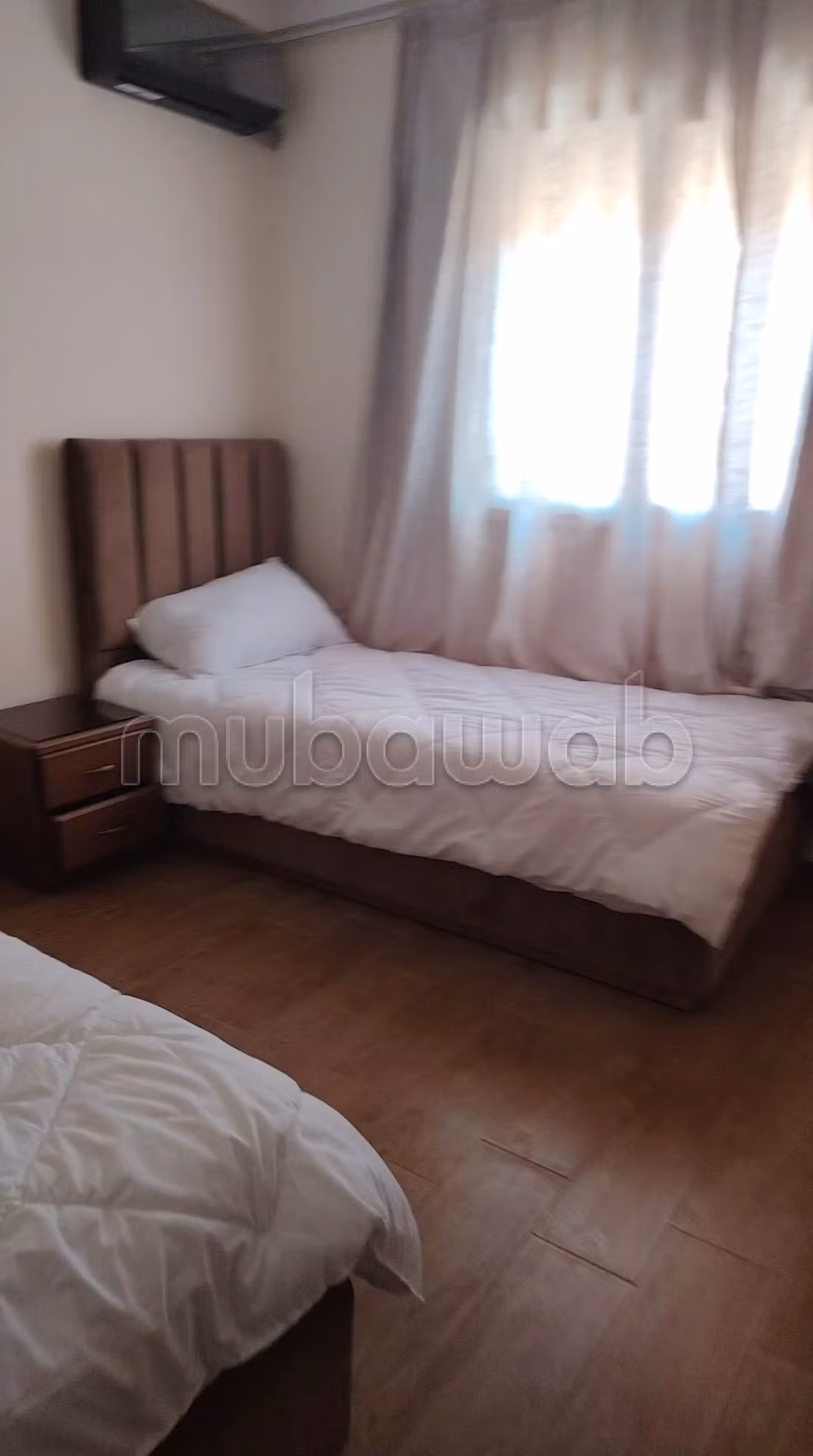 Appartement bien meublé moderne 2 chambres en résidence sécurisée avec ascenseur et parking privé à 10 min du Lycée Victor Hugo — 3