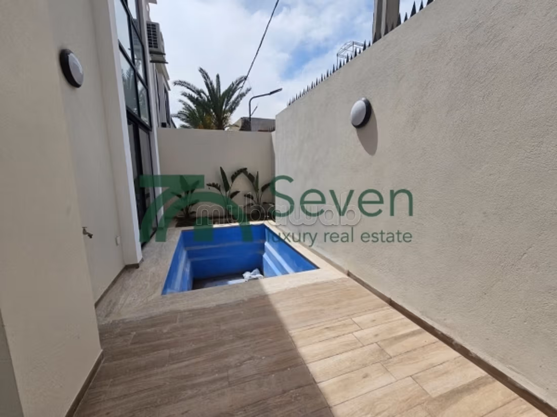 S3 Duplex with pool in Marsa