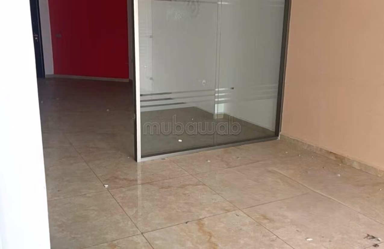 In affitto ufficio superficie 75 m² – centro città via Fes