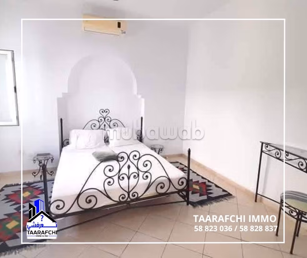 Villa with pool steps from the beach in Hammamet
