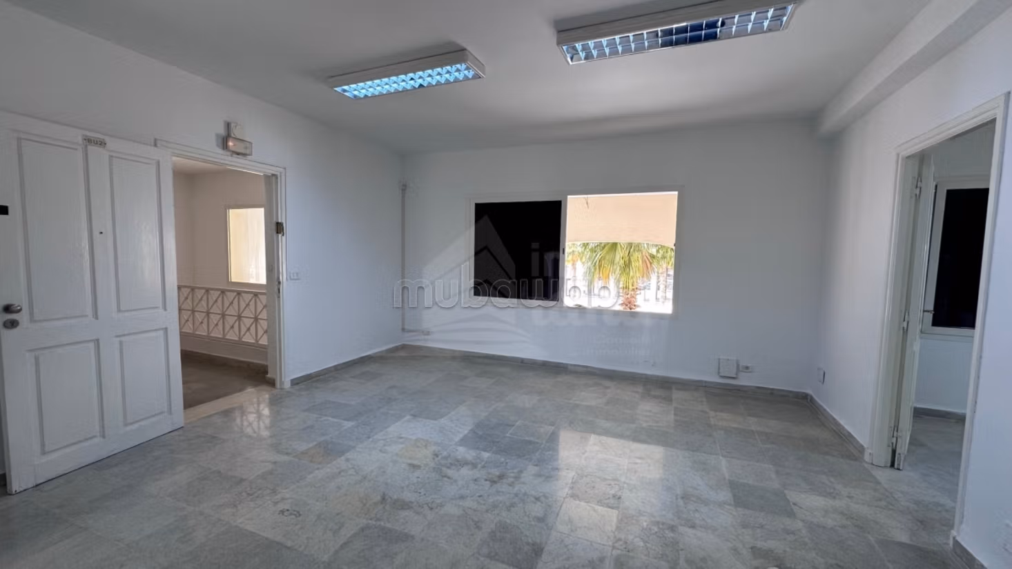 A vendre S1 Usage Habitation / Bureautique Lac1