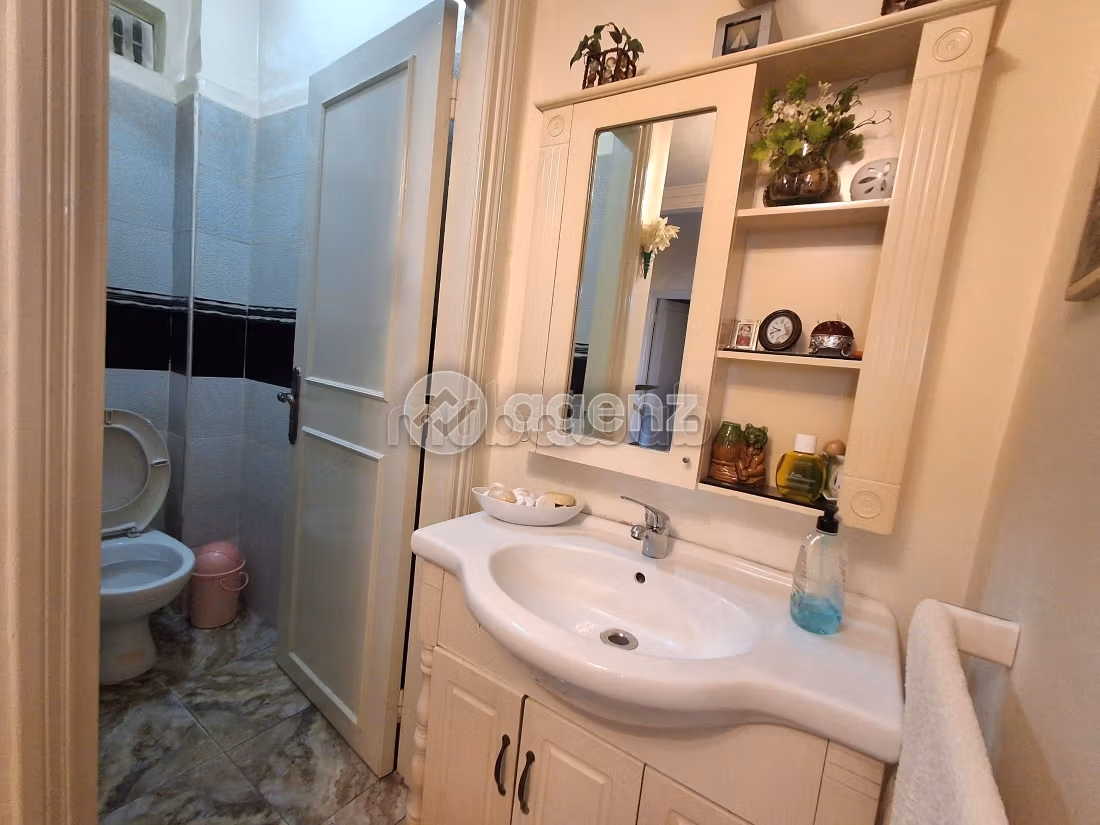 Apartment for sale 104 m², 2 bedrooms Other Casablanca