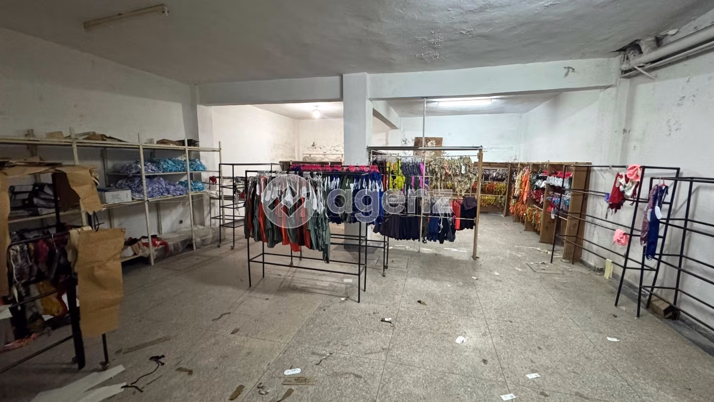 Local Industriel à vendre 215 m² Hay Chrifa Casablanca