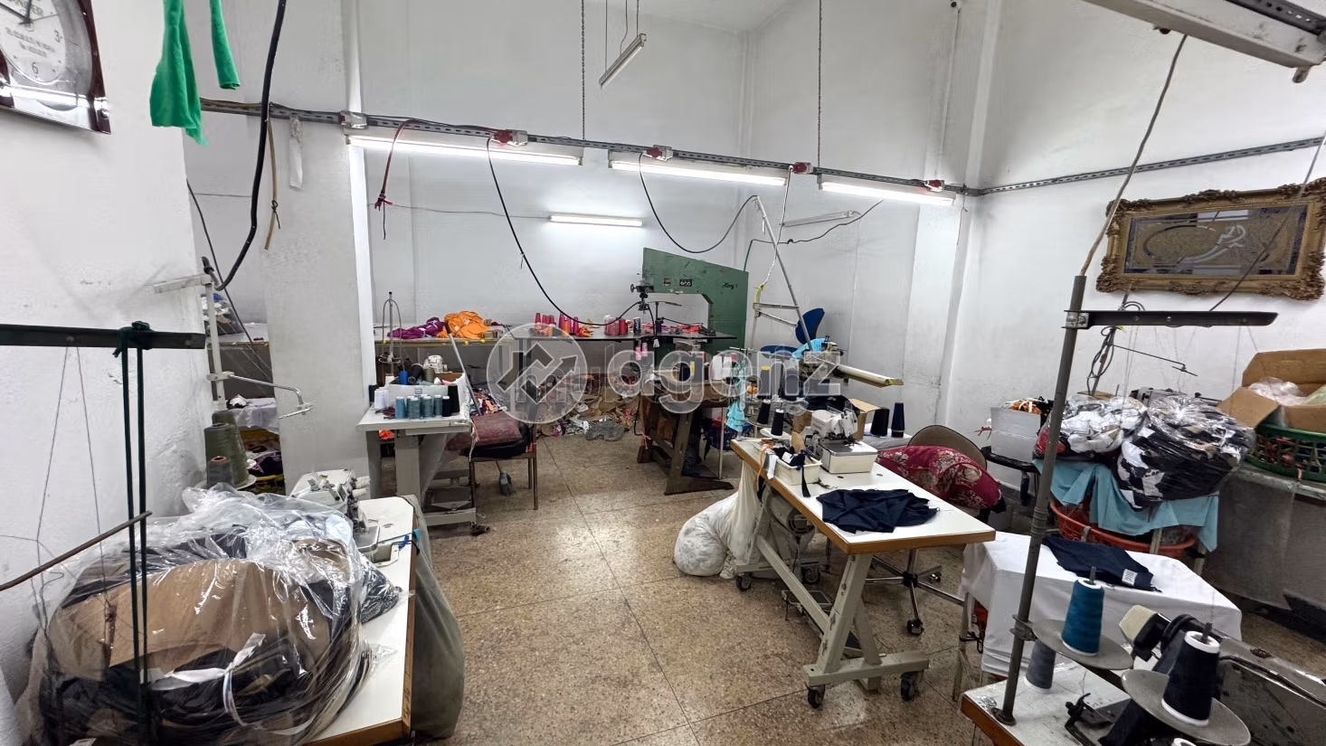 Local Industriel à vendre 215 m² Hay Chrifa Casablanca