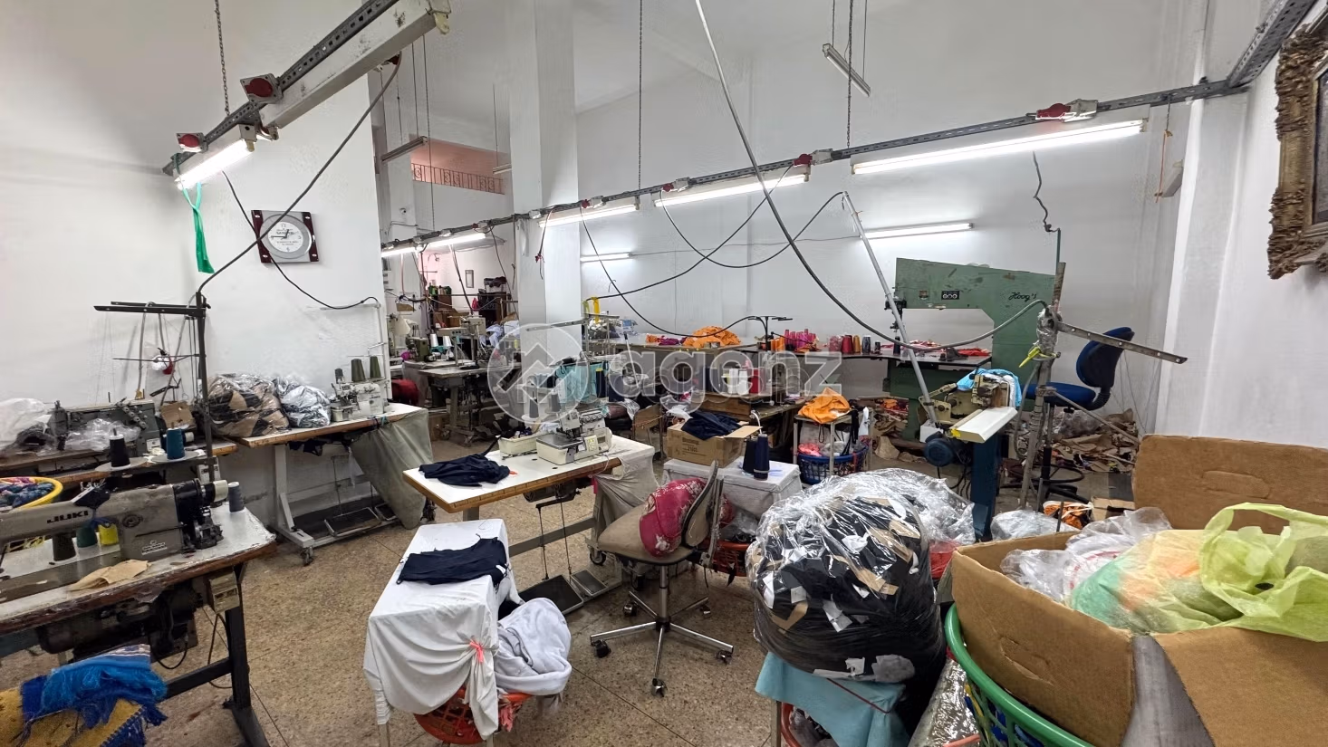 Local Industriel à vendre 215 m² Hay Chrifa Casablanca