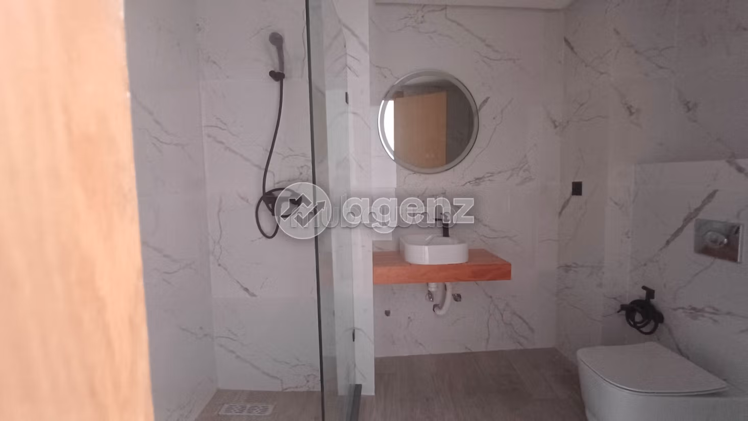 Appartamento in vendita 102 m², 2 camere Ziraoui Casablanca