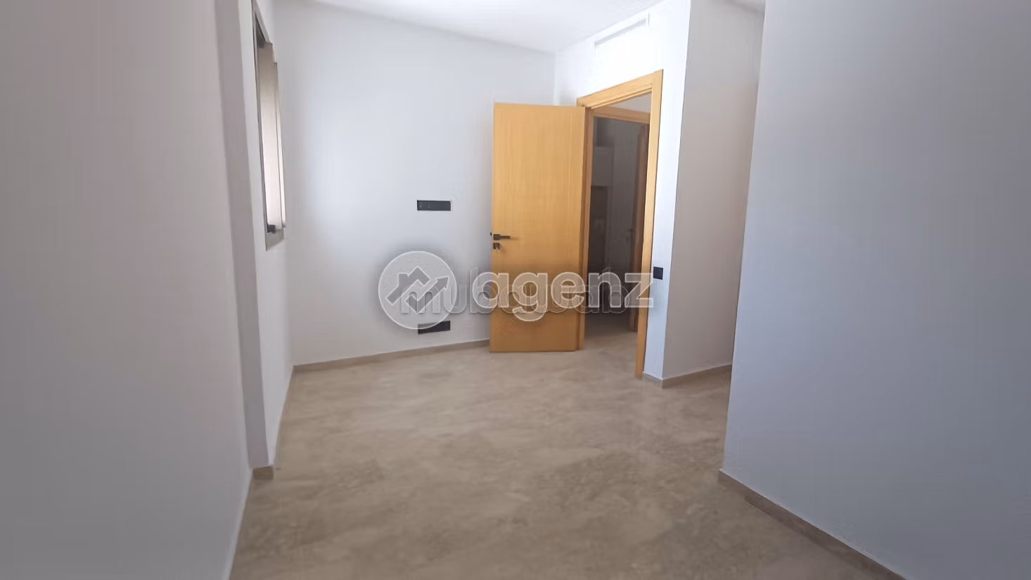 Appartamento in vendita 102 m², 2 camere Ziraoui Casablanca