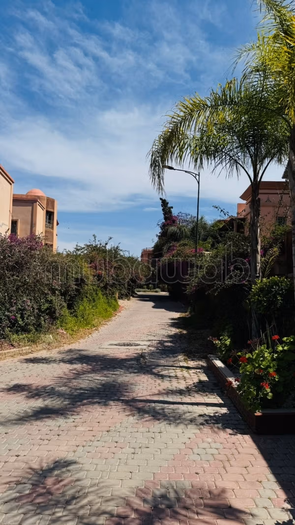 A la venta, villa semi terminada en la ruta MOHAMED 6