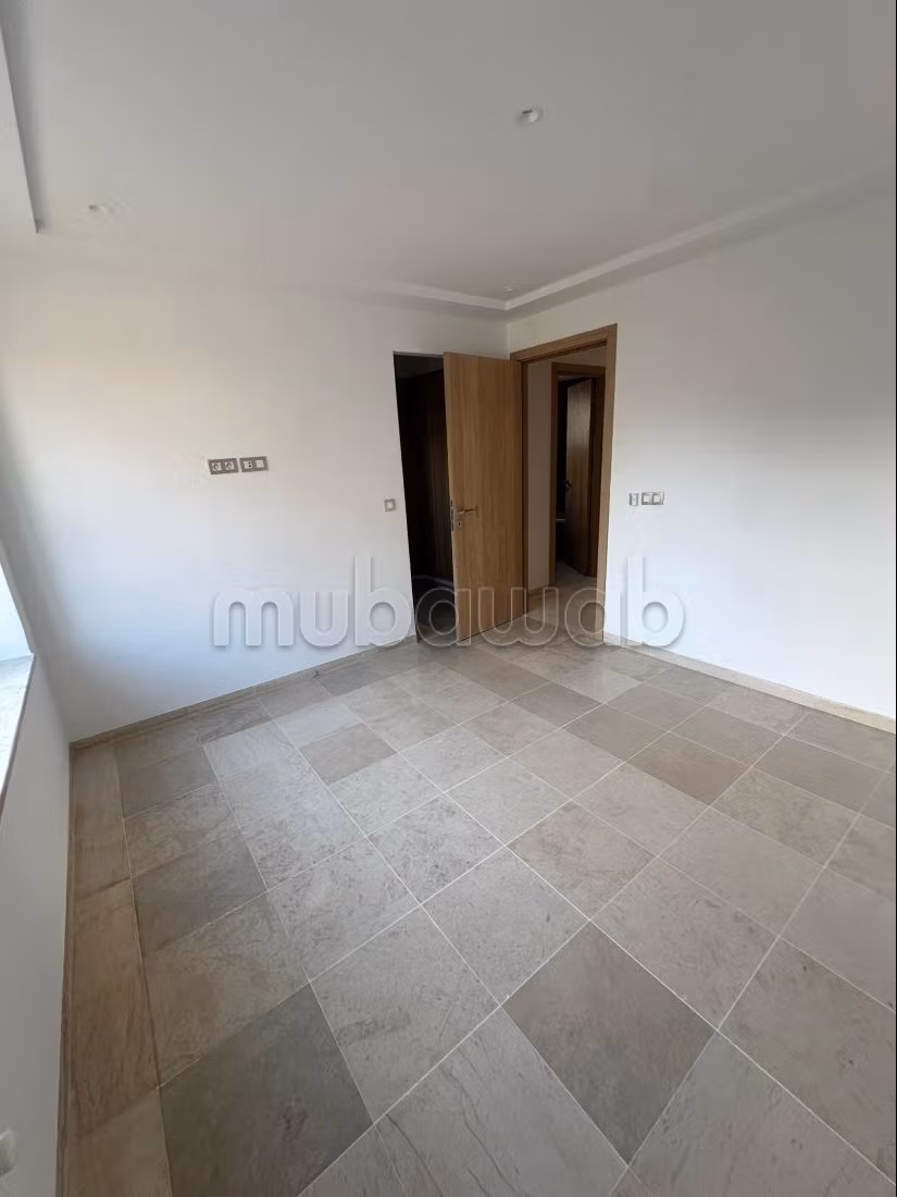 In affitto un duplex nuovo con piscina accanto a Carrefour