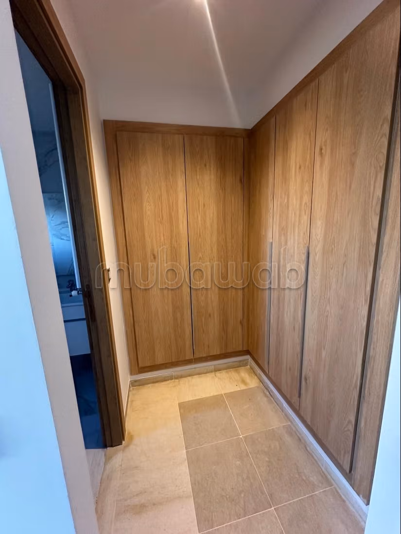 In affitto un duplex nuovo con piscina accanto a Carrefour