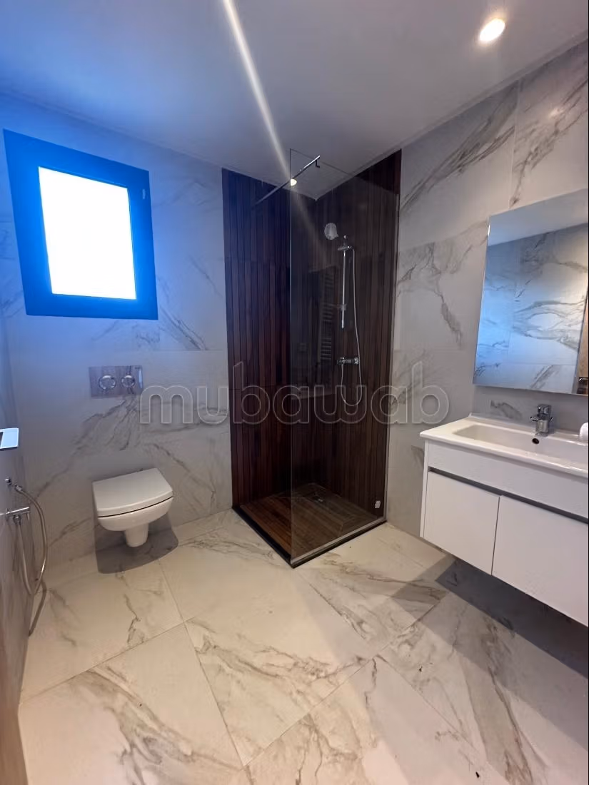 In affitto un duplex nuovo con piscina accanto a Carrefour