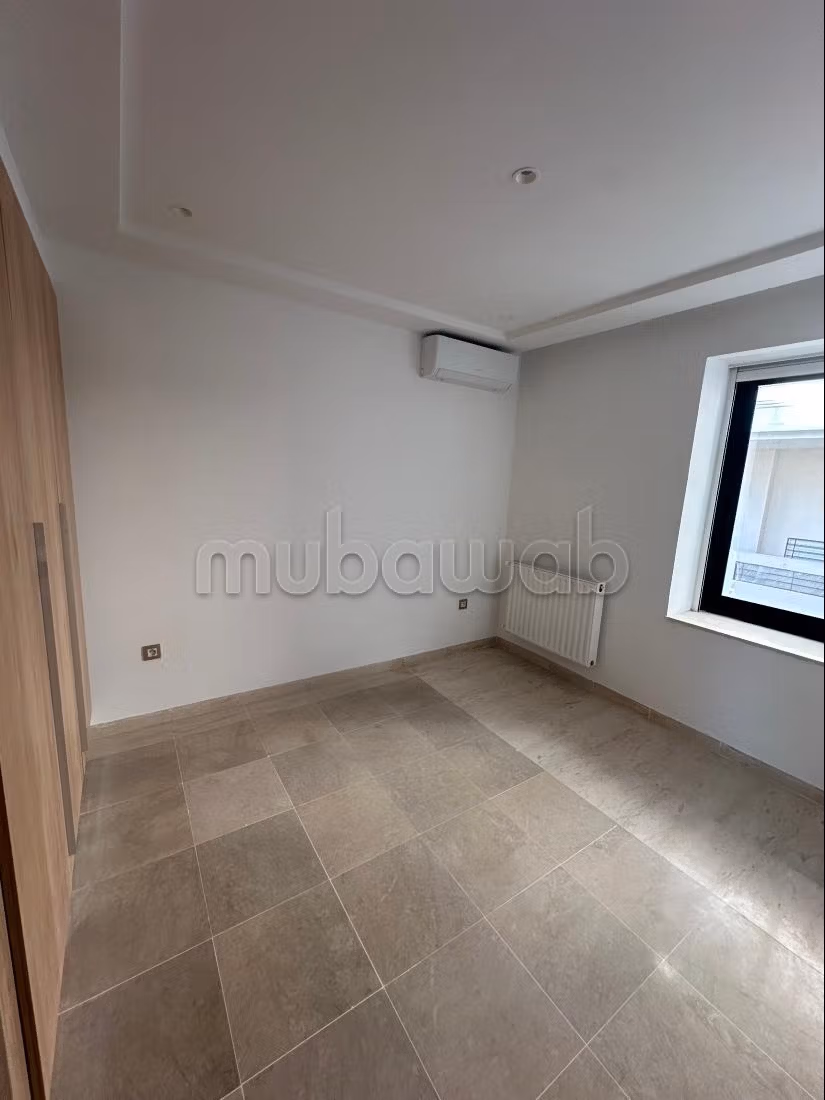 In affitto un duplex nuovo con piscina accanto a Carrefour