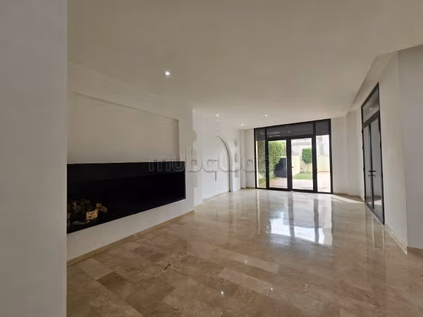 Villa contemporanea in vendita ad Amelkis