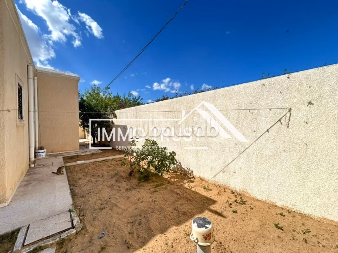 Villa S3 con giardino a La Soukra