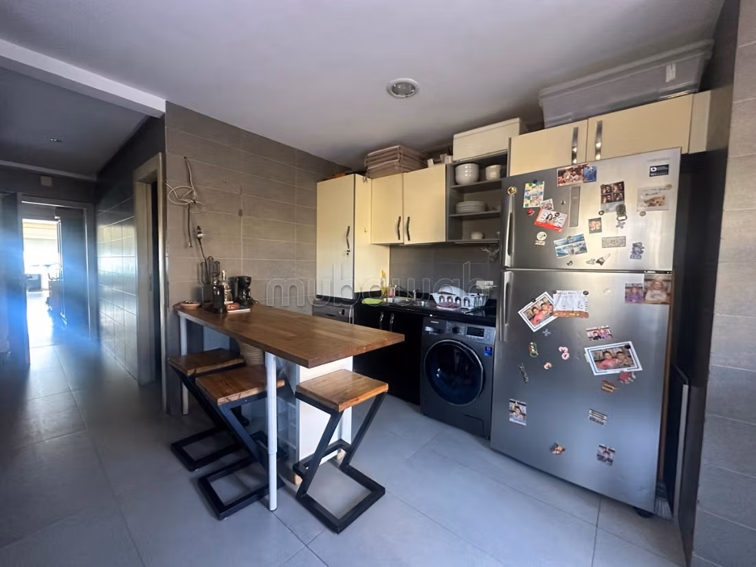 Top appart 3ch vide terrasse
ch du personnel — 3