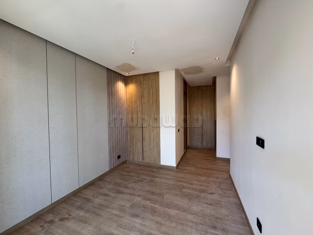 Appartement àlouer à Souissi — 4