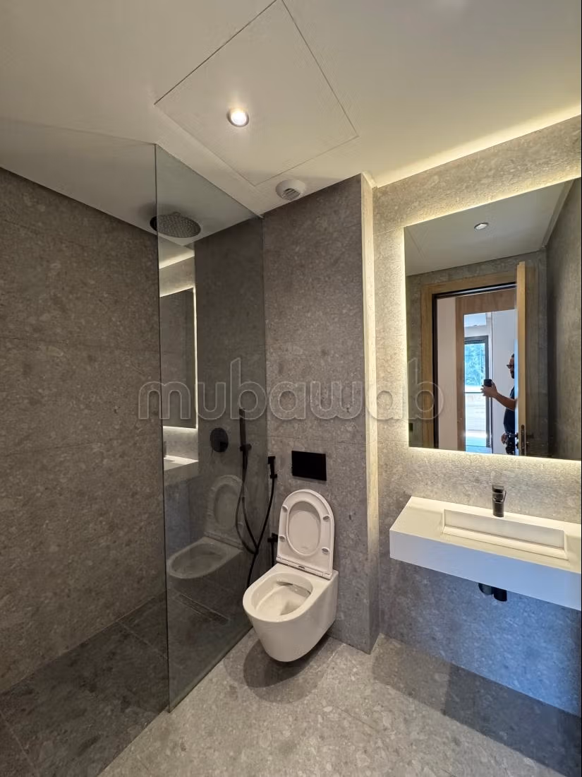 Appartement àlouer à Souissi — 6