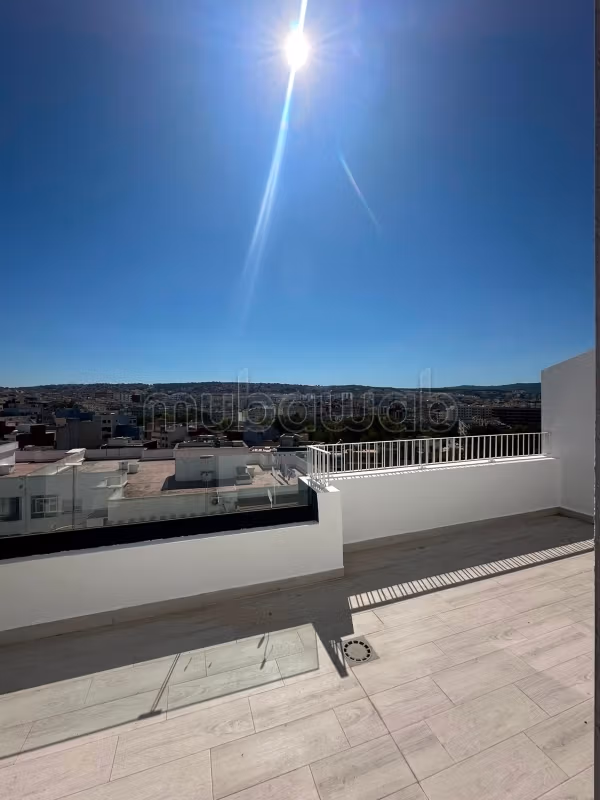 Apartment for rent in Centre. Area 100 m². Well decorated