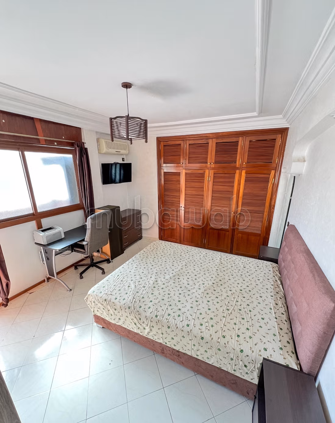 Ongemeubileerd appartement te huur